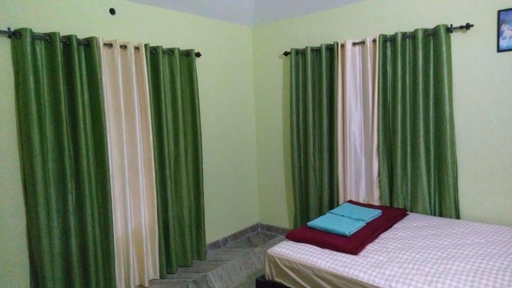 Golden Cypress Resort With Pool -Wayanad Padinjarathara 外观 照片