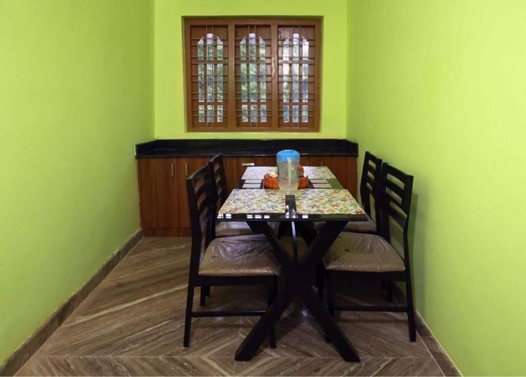 Golden Cypress Resort With Pool -Wayanad Padinjarathara 外观 照片