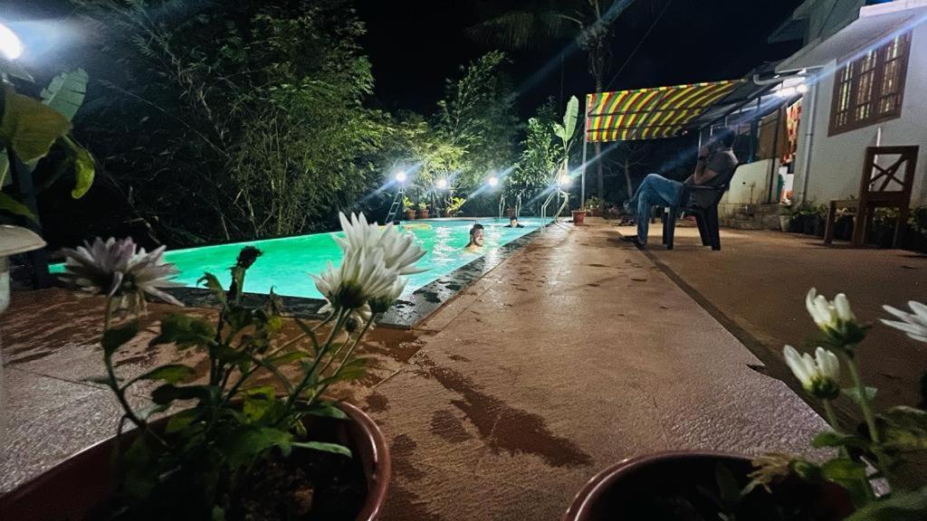 Golden Cypress Resort With Pool -Wayanad Padinjarathara 外观 照片
