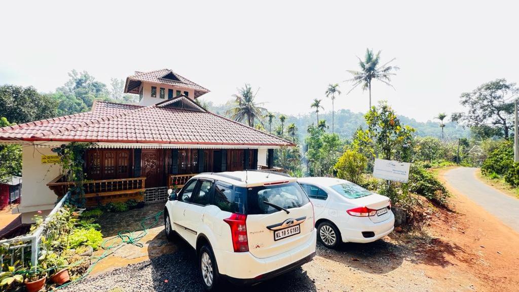 Golden Cypress Resort With Pool -Wayanad Padinjarathara 外观 照片