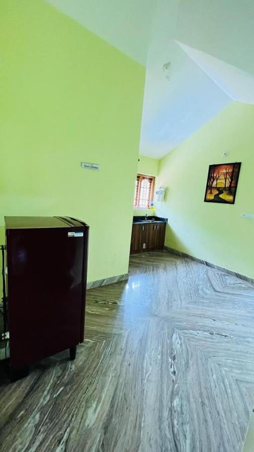 Golden Cypress Resort With Pool -Wayanad Padinjarathara 外观 照片