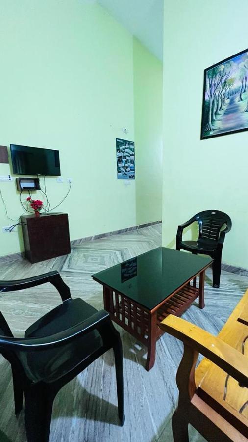 Golden Cypress Resort With Pool -Wayanad Padinjarathara 外观 照片