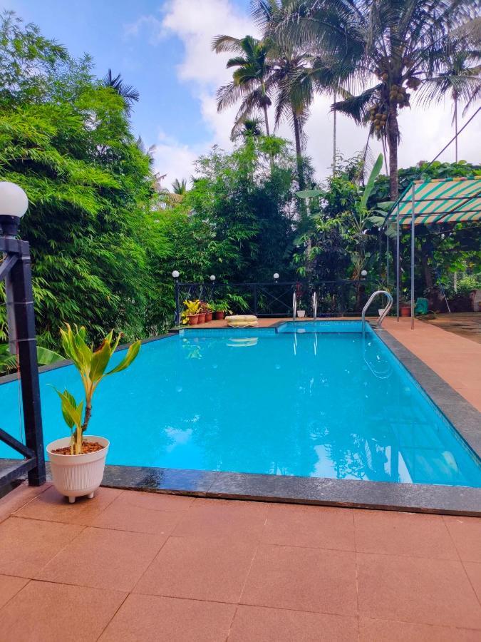 Golden Cypress Resort With Pool -Wayanad Padinjarathara 外观 照片