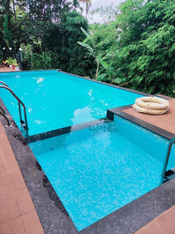 Golden Cypress Resort With Pool -Wayanad Padinjarathara 外观 照片